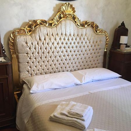 カターニアCasa Santa Luciaアパートメント エクステリア 写真